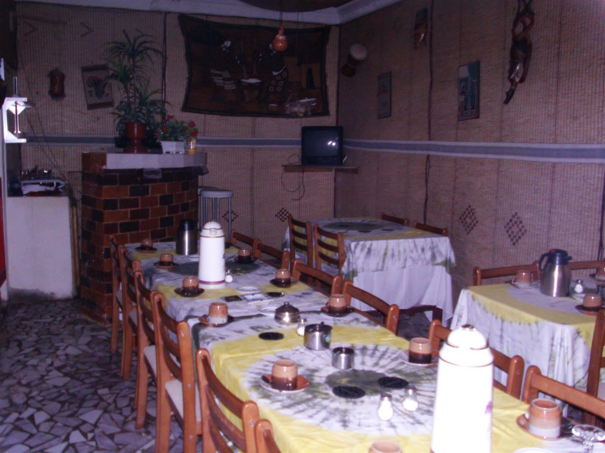 Ikrama - Hostel Нуакшот Экстерьер фото